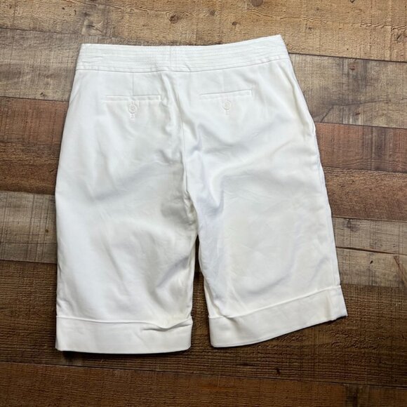 Banana Republic White Martin Fit Bermuda Shorts size 2 - Picture 4 of 4